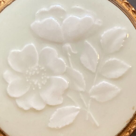 1967 provincial flower gold filled & porcelain brooch/pendant by Royal Worcester - Picture 2 of 7